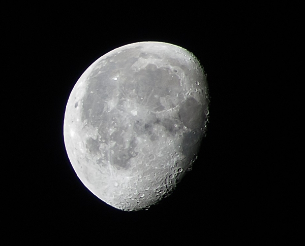 moon-2a.jpg